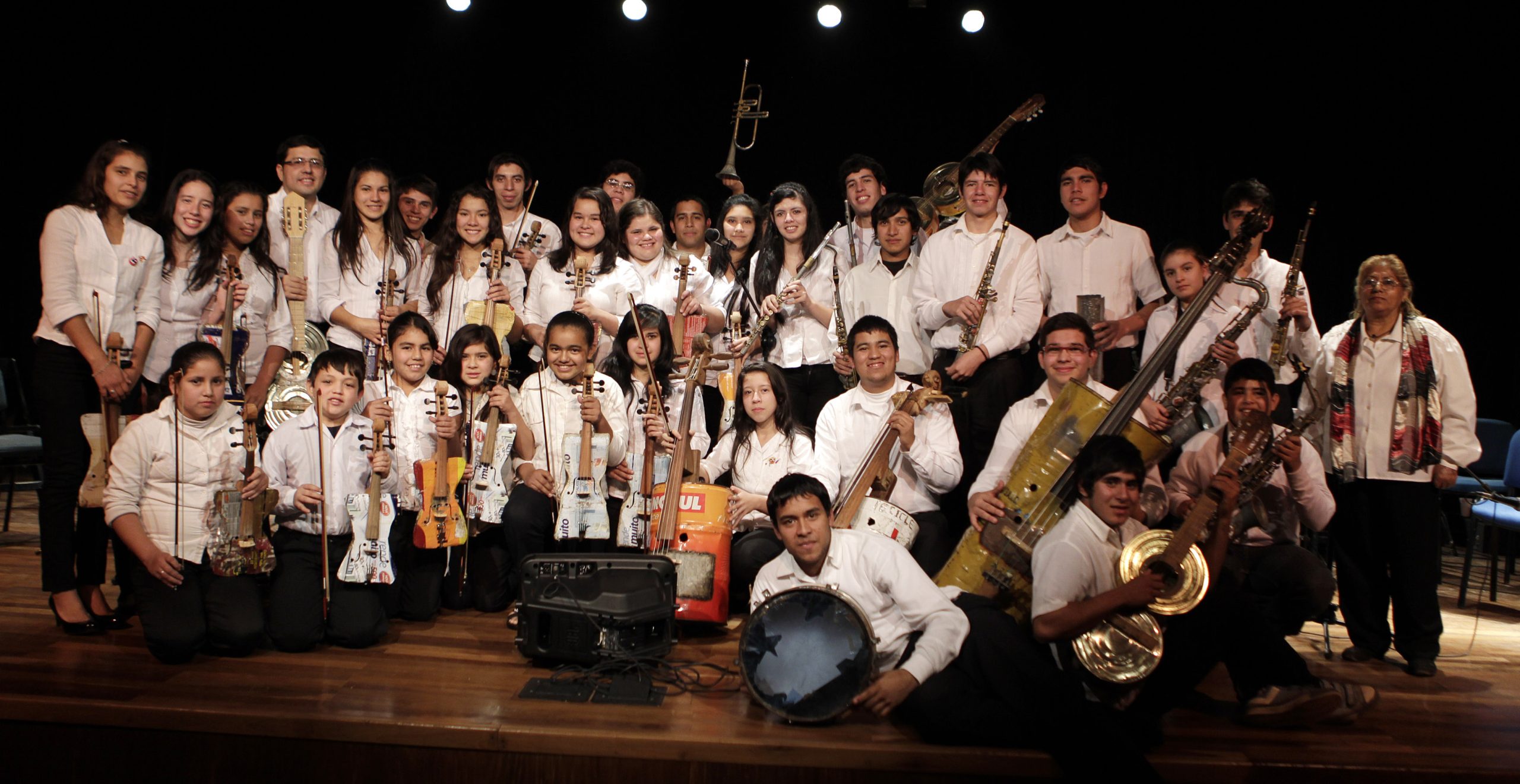 Read more about the article The recycled orchestra of Cateura